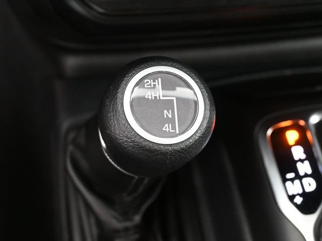 Used 2021 Jeep Wrangler Sport AWD/4WD image 21