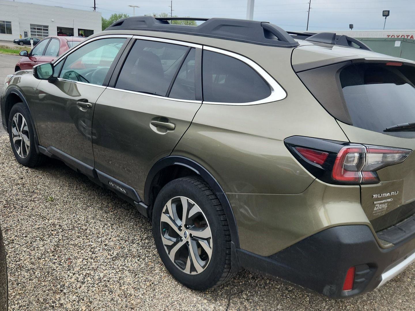 Used 2021 Subaru Outback Limited w/ Popular Package #2 AWD/4WD image 5