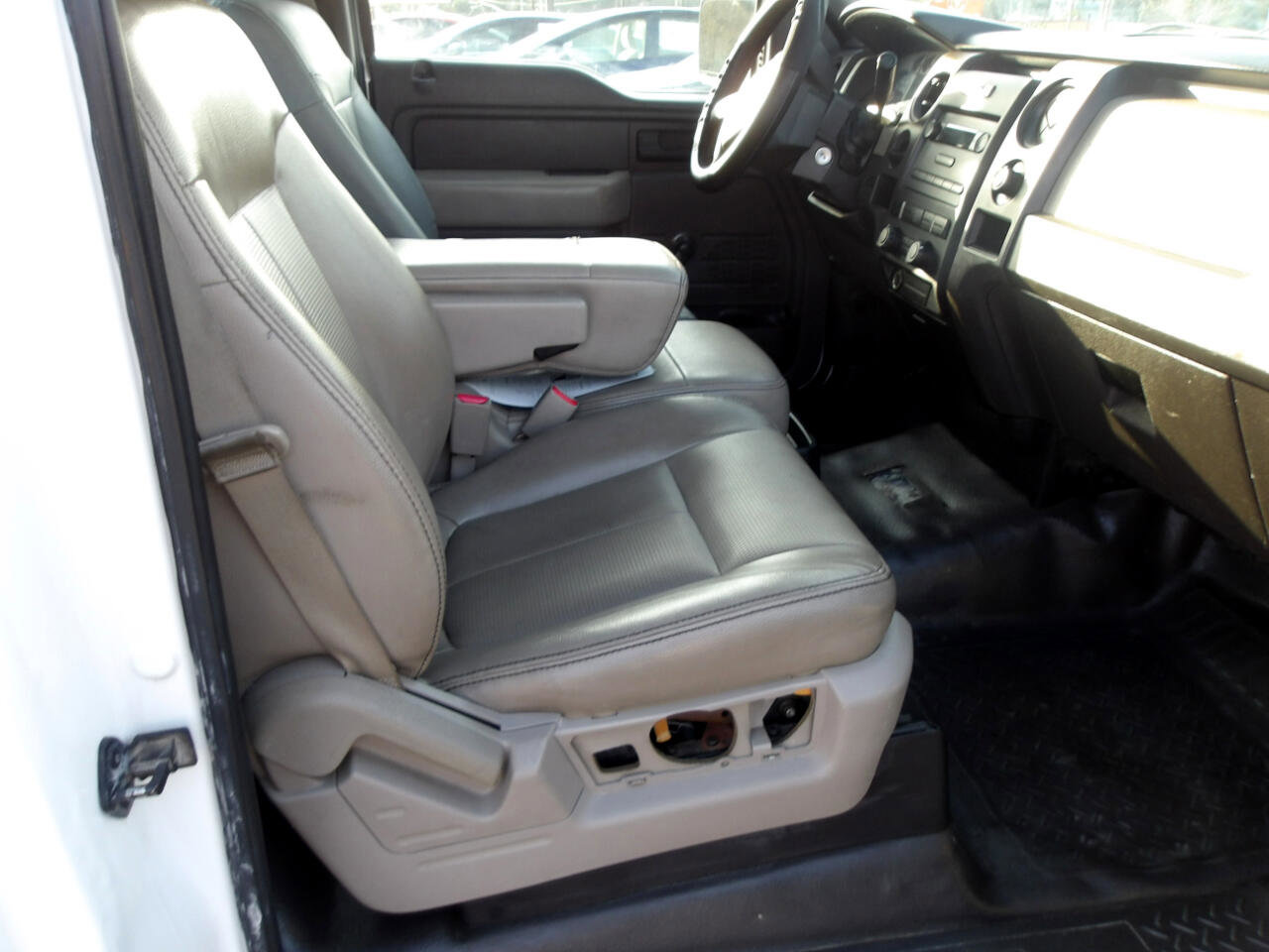 Used 2009 Ford F150 XL image 8