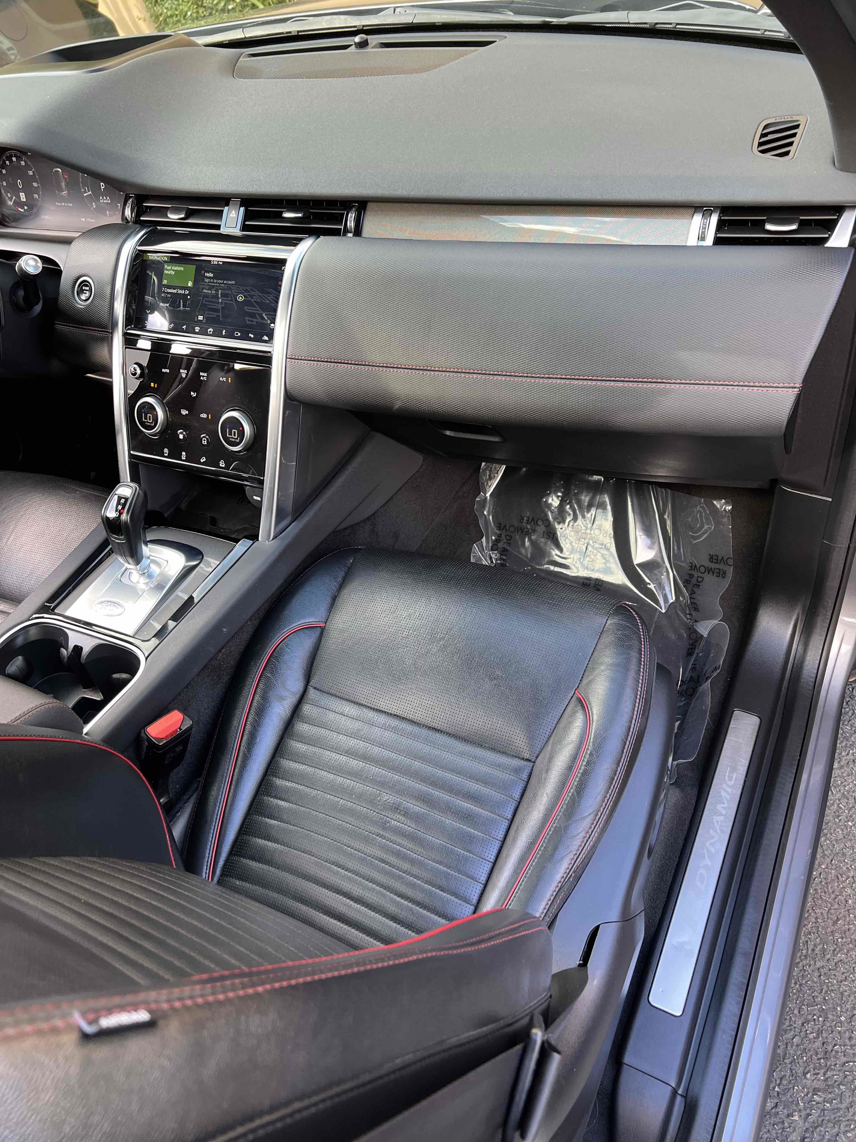 Used 2020 Land Rover Discovery Sport S R-Dynamic AWD/4WD image 31