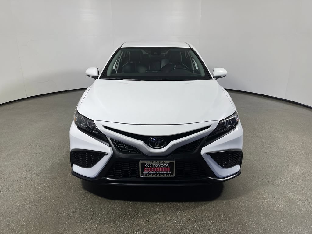 Used 2024 Toyota Camry SE FWD image 8