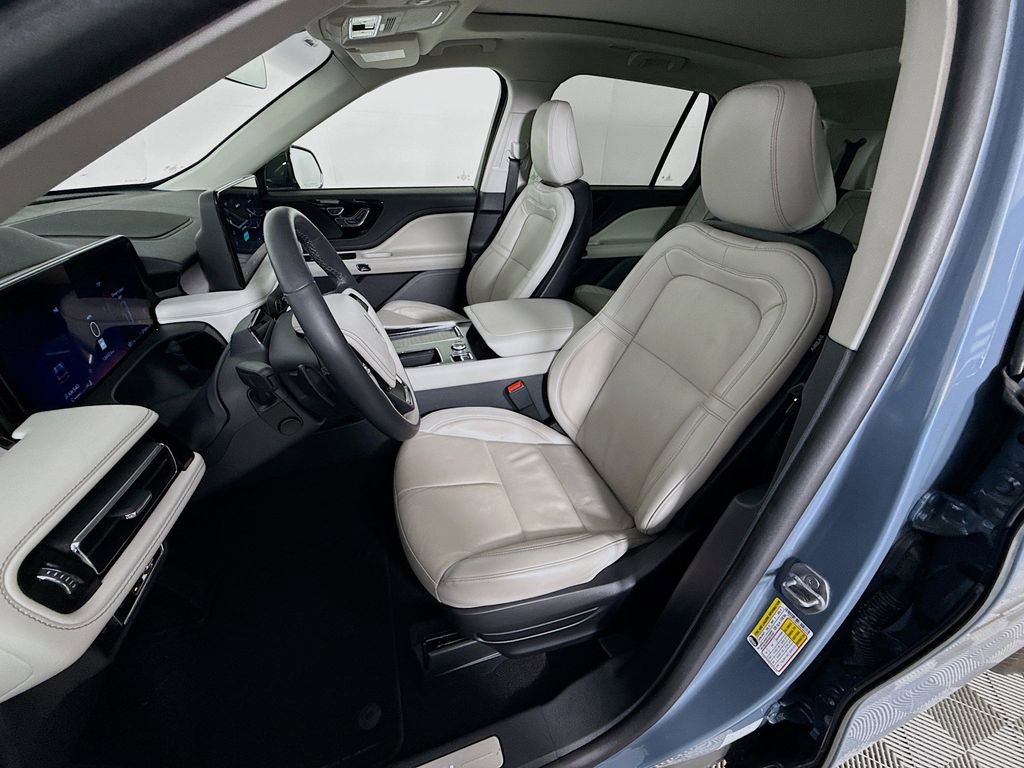 Used 2025 Lincoln Aviator Reserve w/ Illumination Package RWD image 22