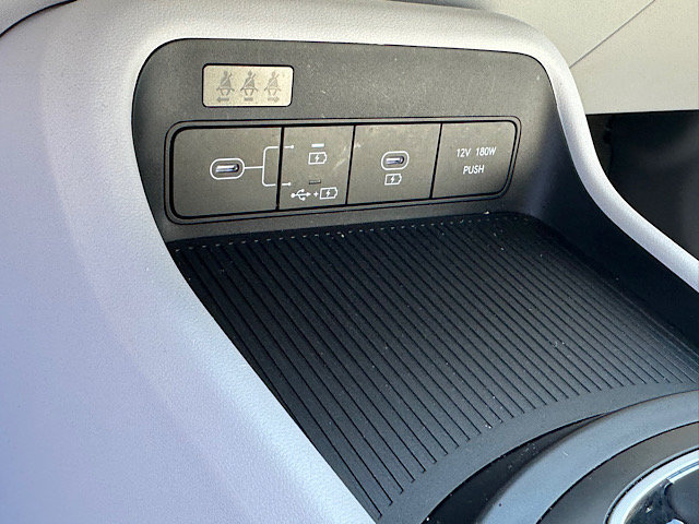 Used 2024 Hyundai Kona SE AWD/4WD image 26