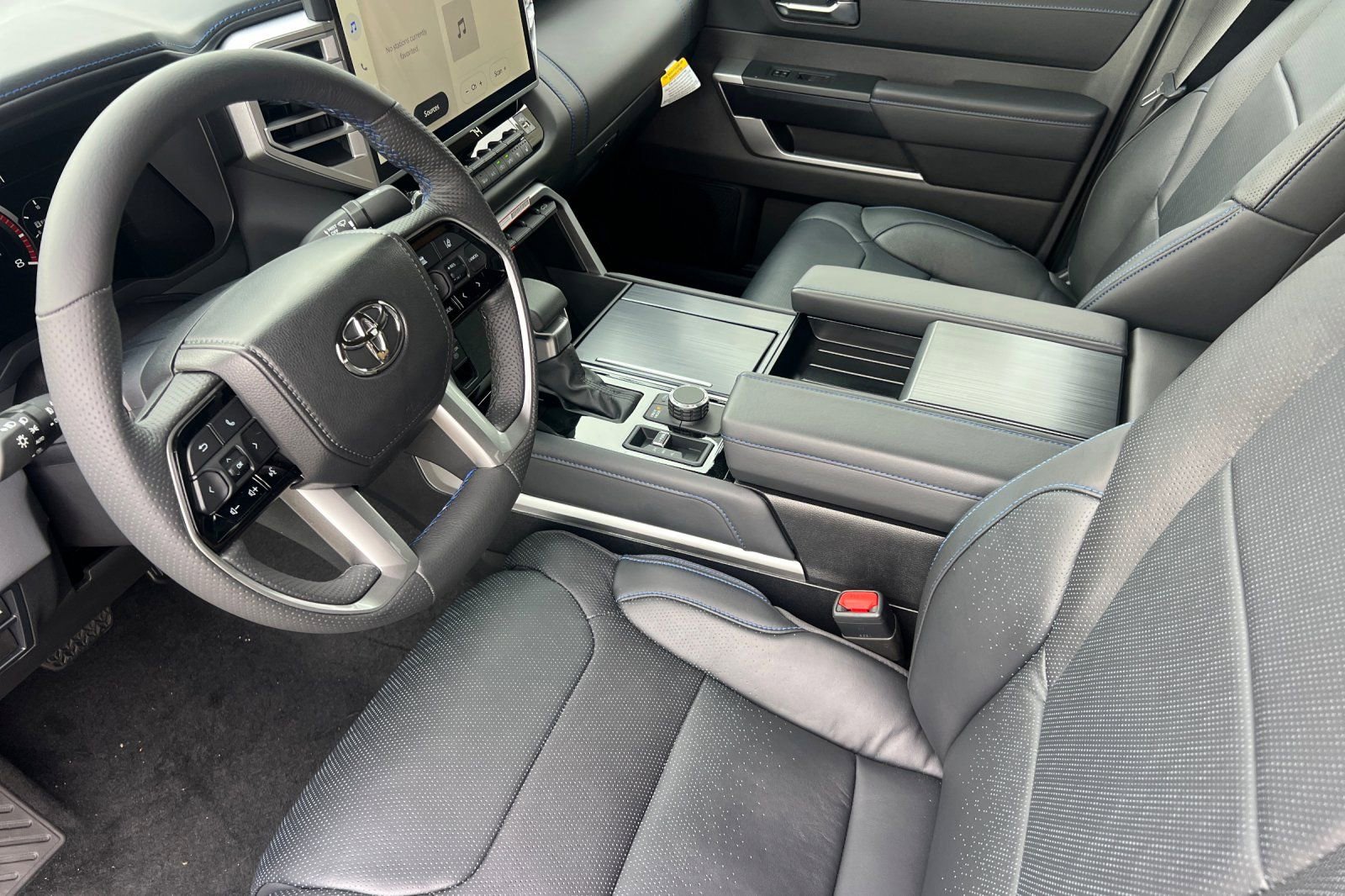 New 2025 Toyota Tundra Platinum image 12