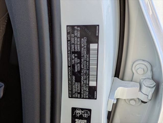 New 2026 Volvo XC60 B5 Plus w/ Protection Package Premier image 15