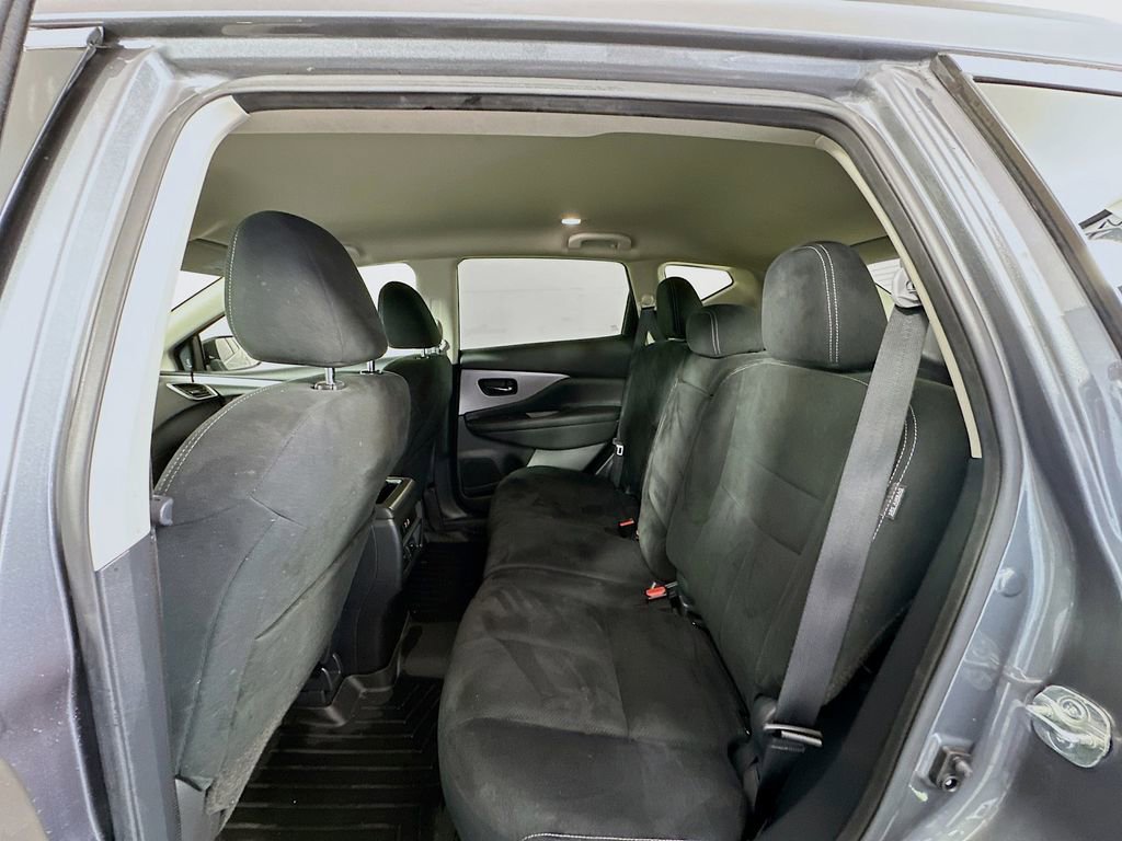 Used 2020 Nissan Murano SV image 22