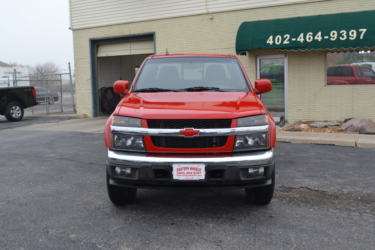 Used 2011 Chevrolet Colorado LT image 2