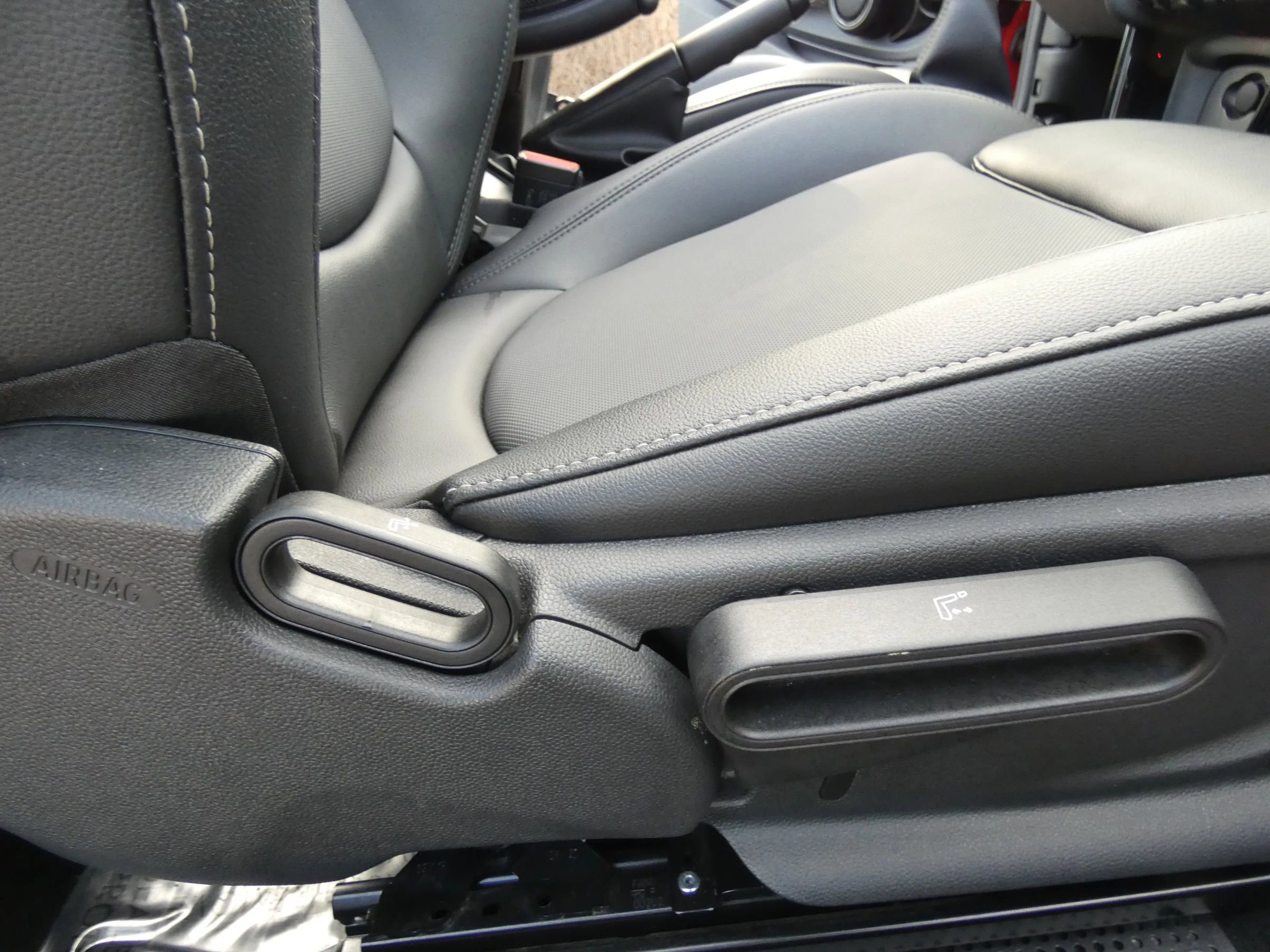 Used 2021 MINI Cooper S image 34