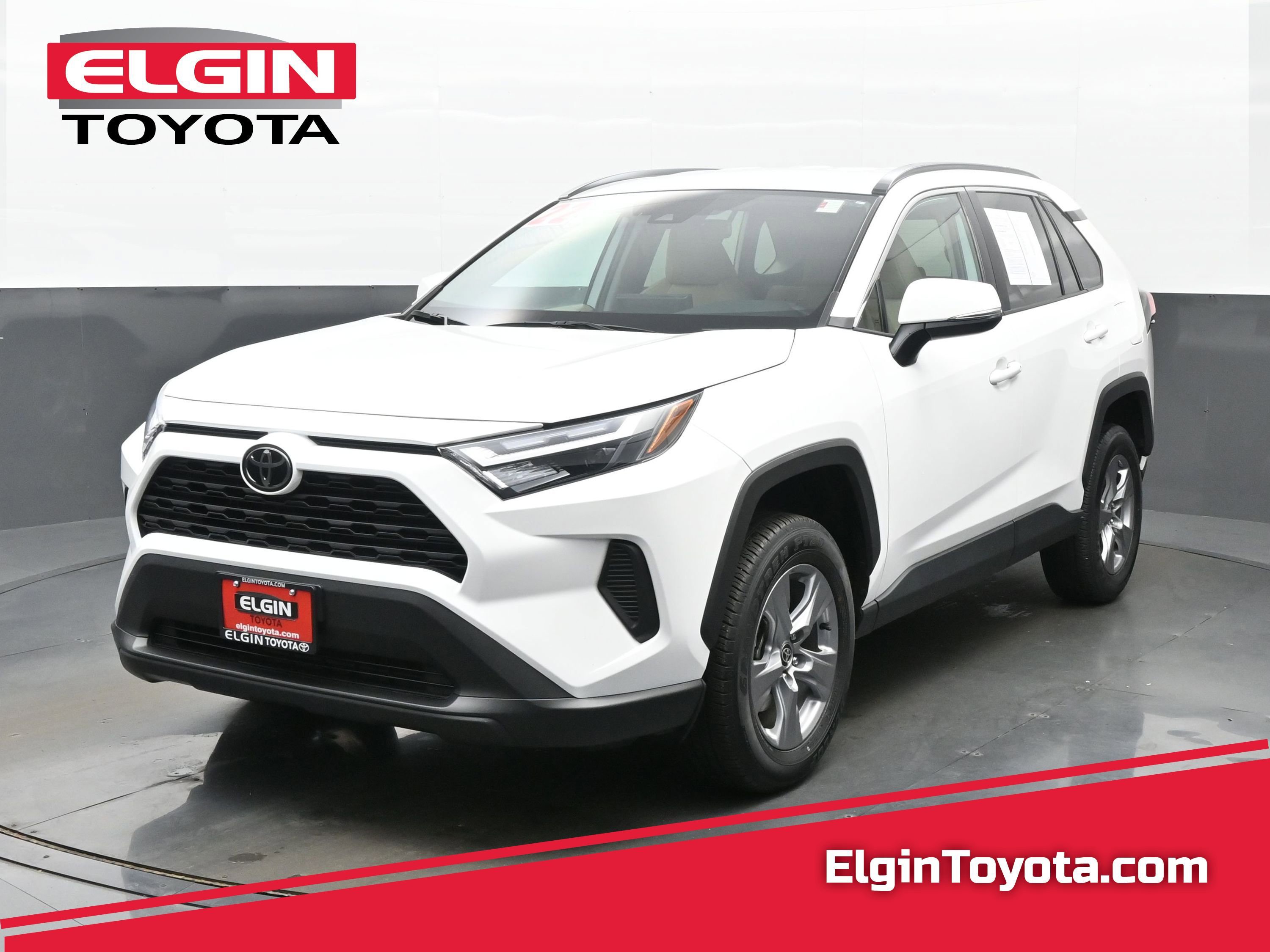 Used 2022 Toyota RAV4 XLE w/ XLE Grade Weather Package AWD/4WD image 1