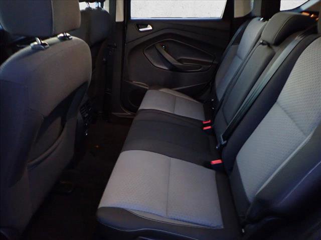 Used 2017 Ford Escape SE image 9