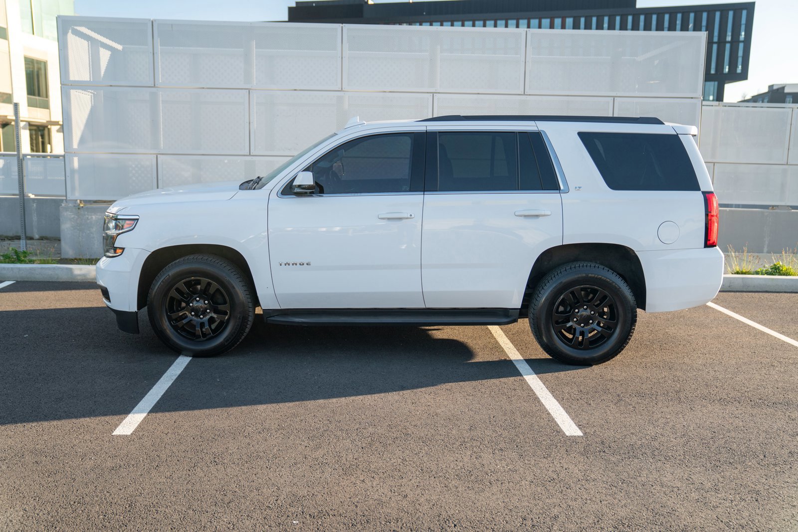 Used 2020 Chevrolet Tahoe LT image 2