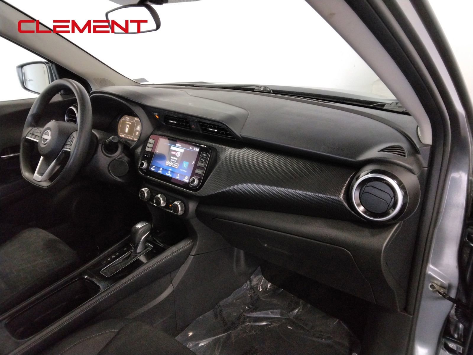 Used 2024 Nissan Kicks SV image 34