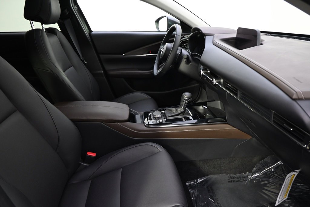 Certified 2025 MAZDA CX-30 AWD 2.5 S w/ Premium Package image 16