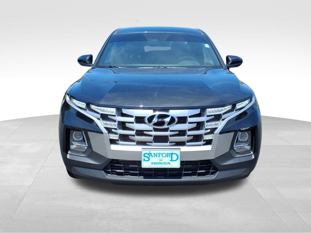 Used 2022 Hyundai Santa Cruz SE AWD/4WD image 2