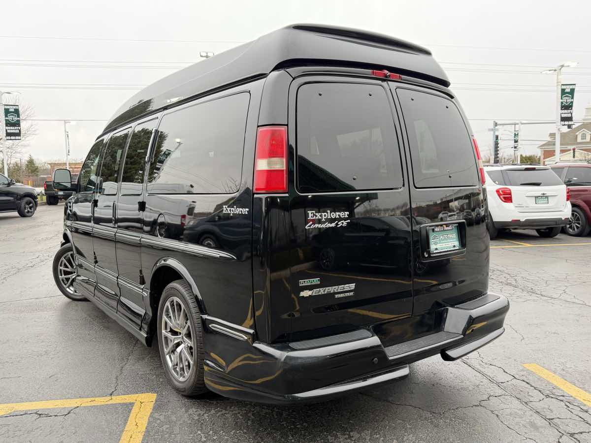 Used 2012 Chevrolet Express 1500 image 20