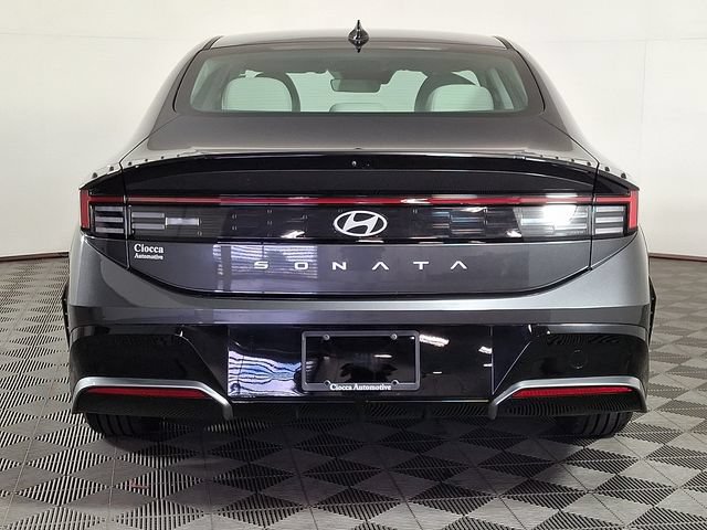 Used 2024 Hyundai Sonata SEL FWD image 8