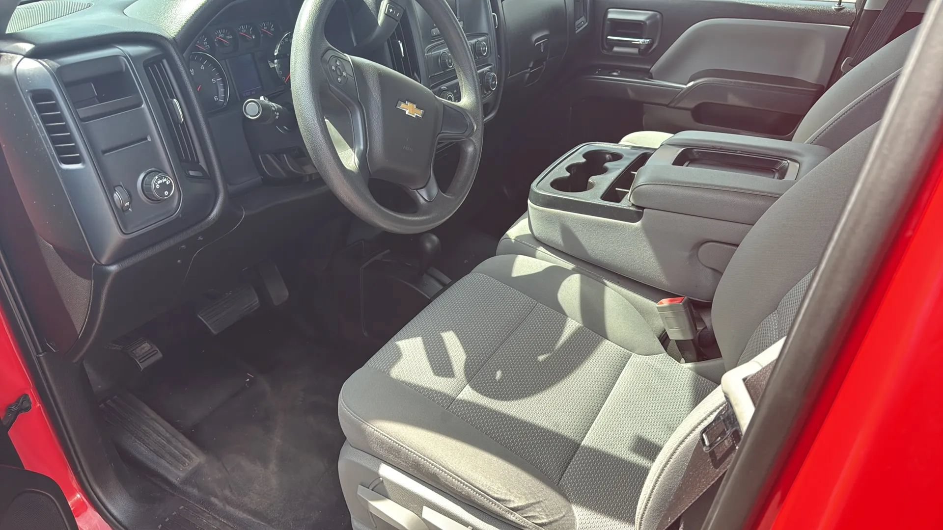 Used 2017 Chevrolet Silverado 1500 W/T AWD/4WD image 10