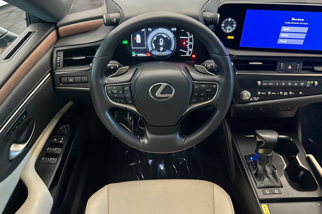 Certified 2025 Lexus ES 300h w/ Premium Package FWD image 14