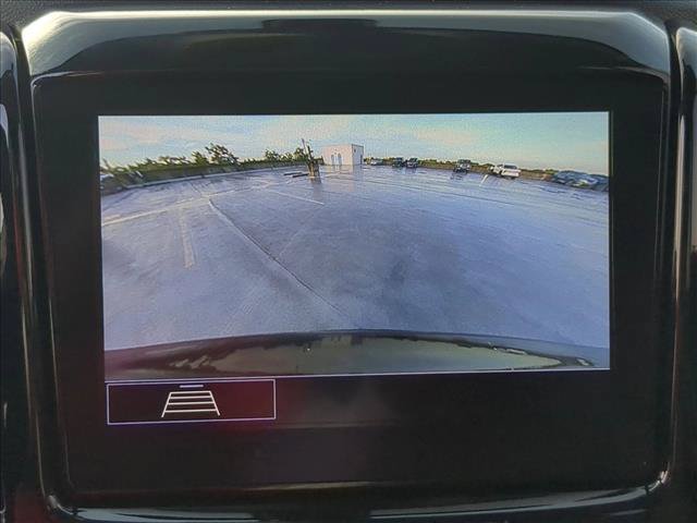 Used 2021 Chevrolet Traverse LT FWD image 13