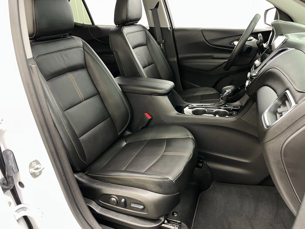 Used 2024 Chevrolet Equinox Premier image 36