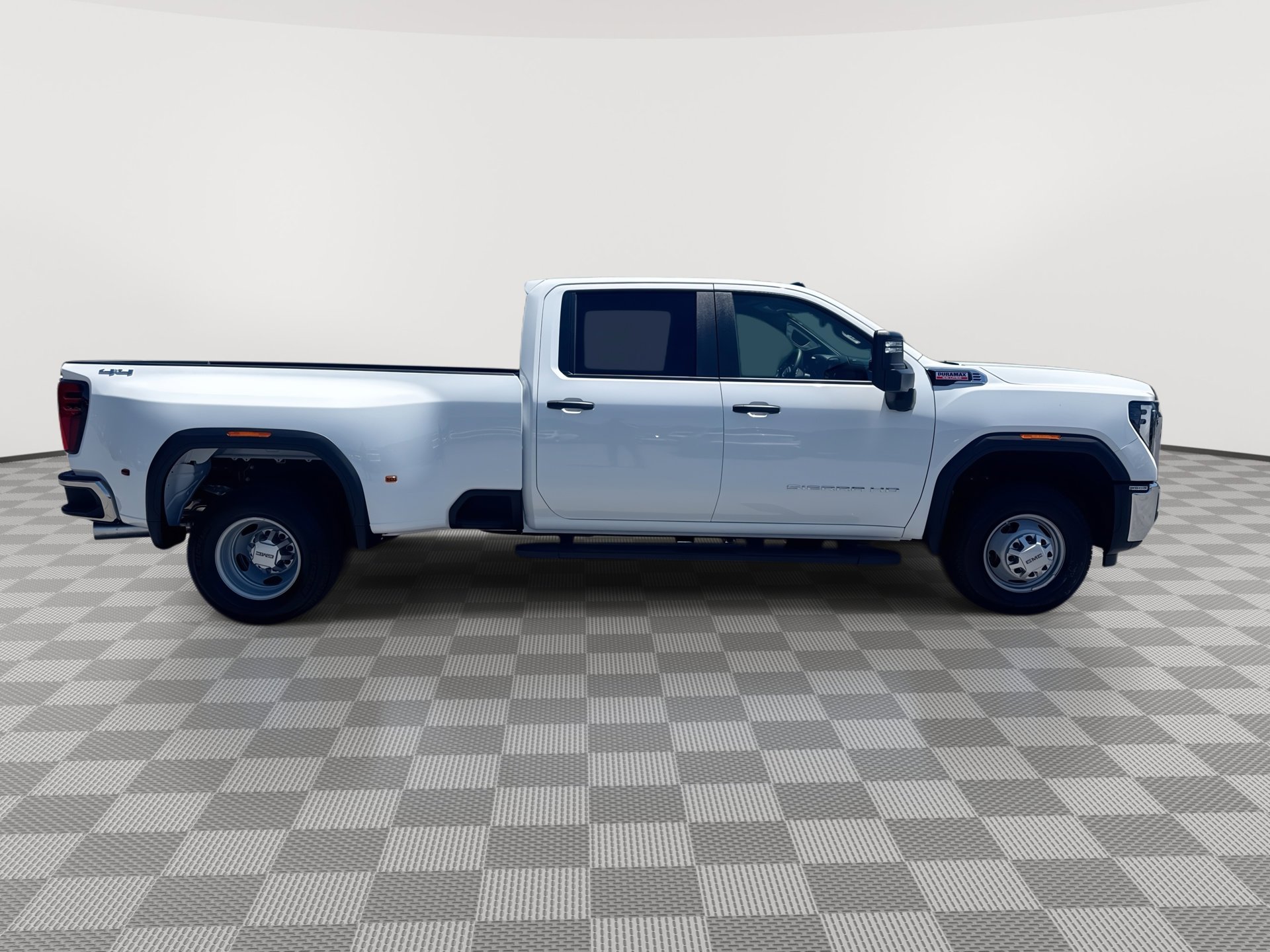 New 2026 GMC Sierra 3500 Pro AWD/4WD image 9