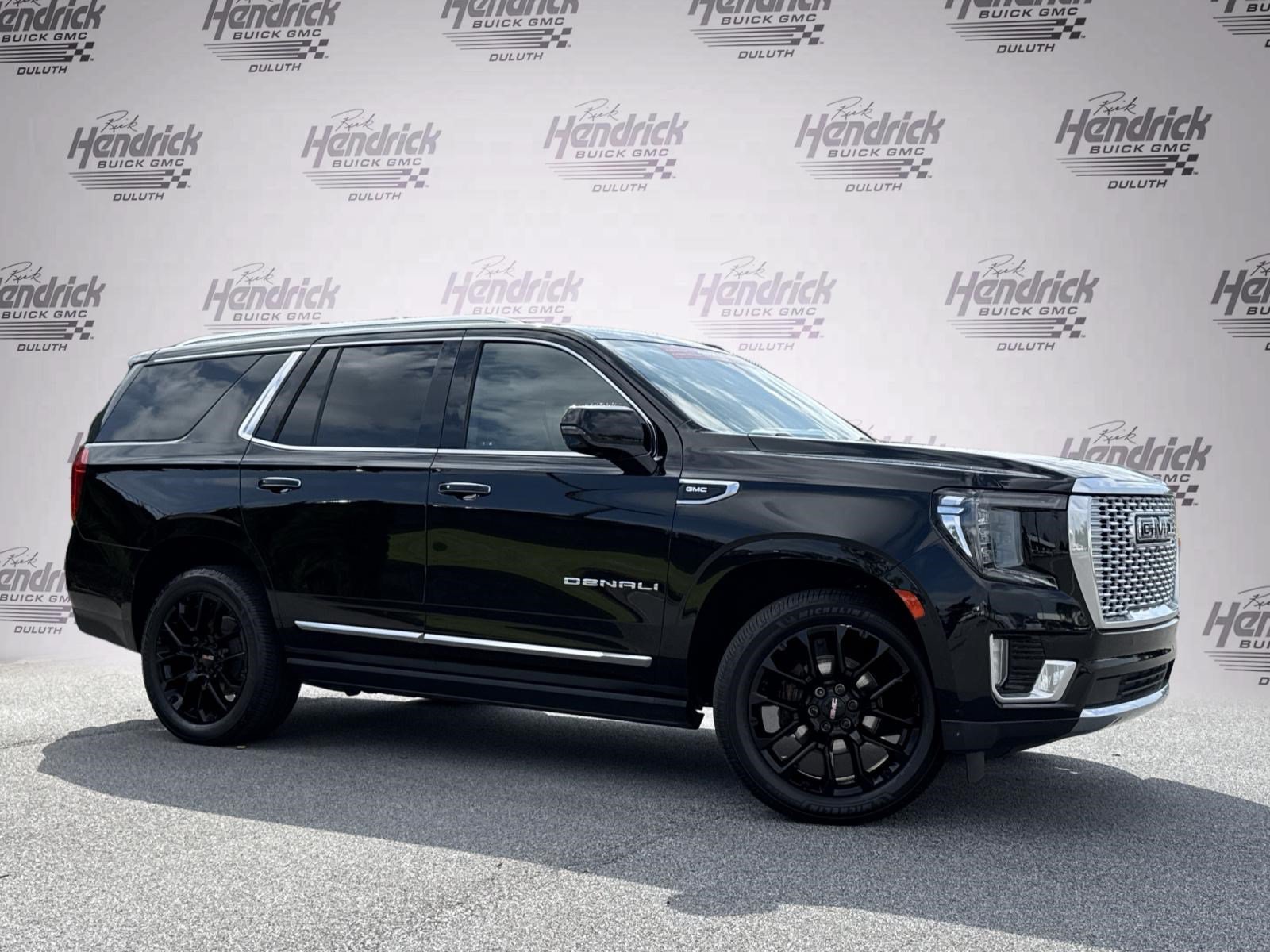 Used 2022 GMC Yukon Denali AWD/4WD image 2