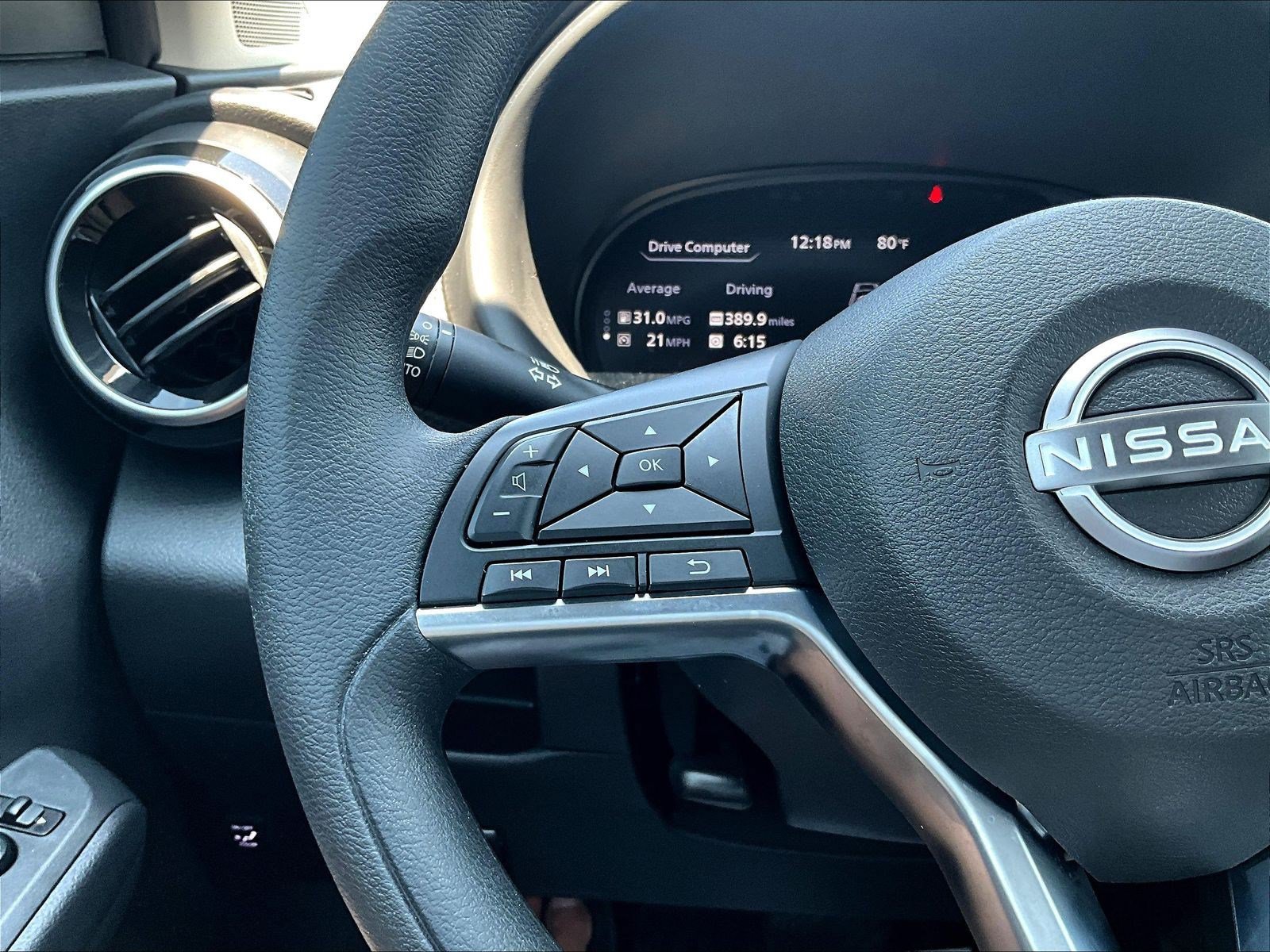 Used 2024 Nissan Kicks SV w/ Interior Electronics Package FWD image 11