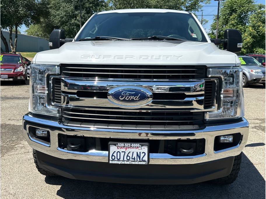 Used 2018 Ford F250 XLT w/ XLT Value Package AWD/4WD image 2