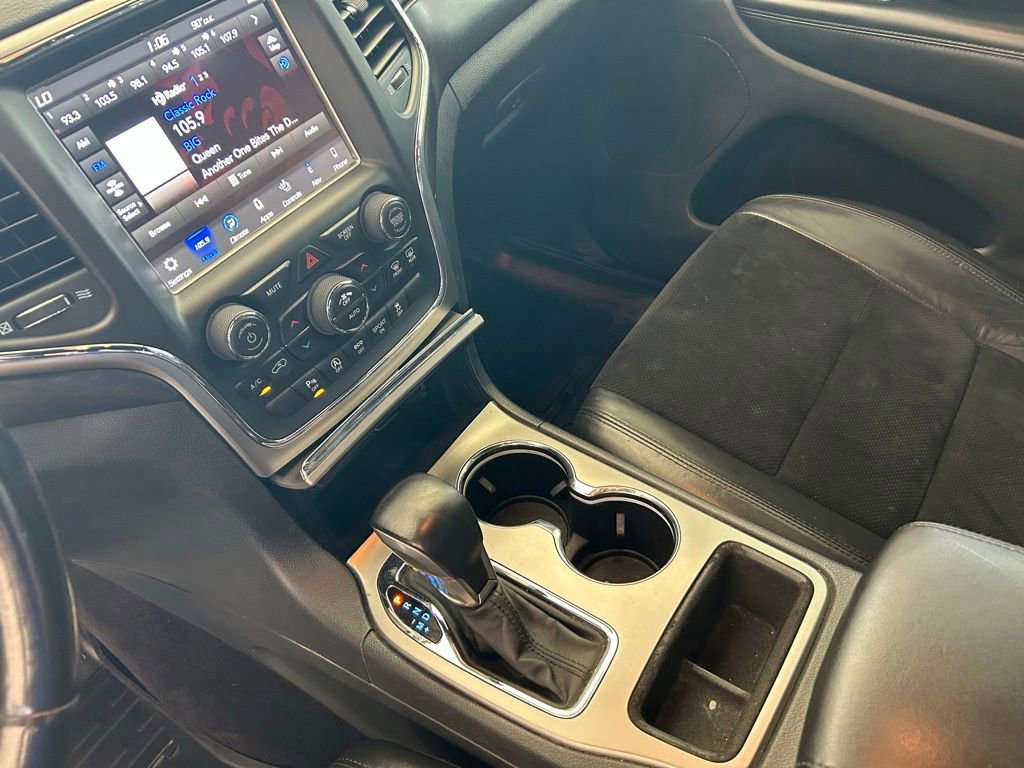 Used 2018 Jeep Grand Cherokee Altitude AWD/4WD image 46