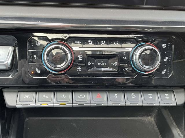 Used 2022 GMC Sierra 1500 AT4X image 24