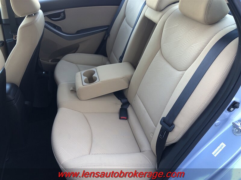 Used 2013 Hyundai Elantra GLS w/ Preferred Pkg FWD image 15