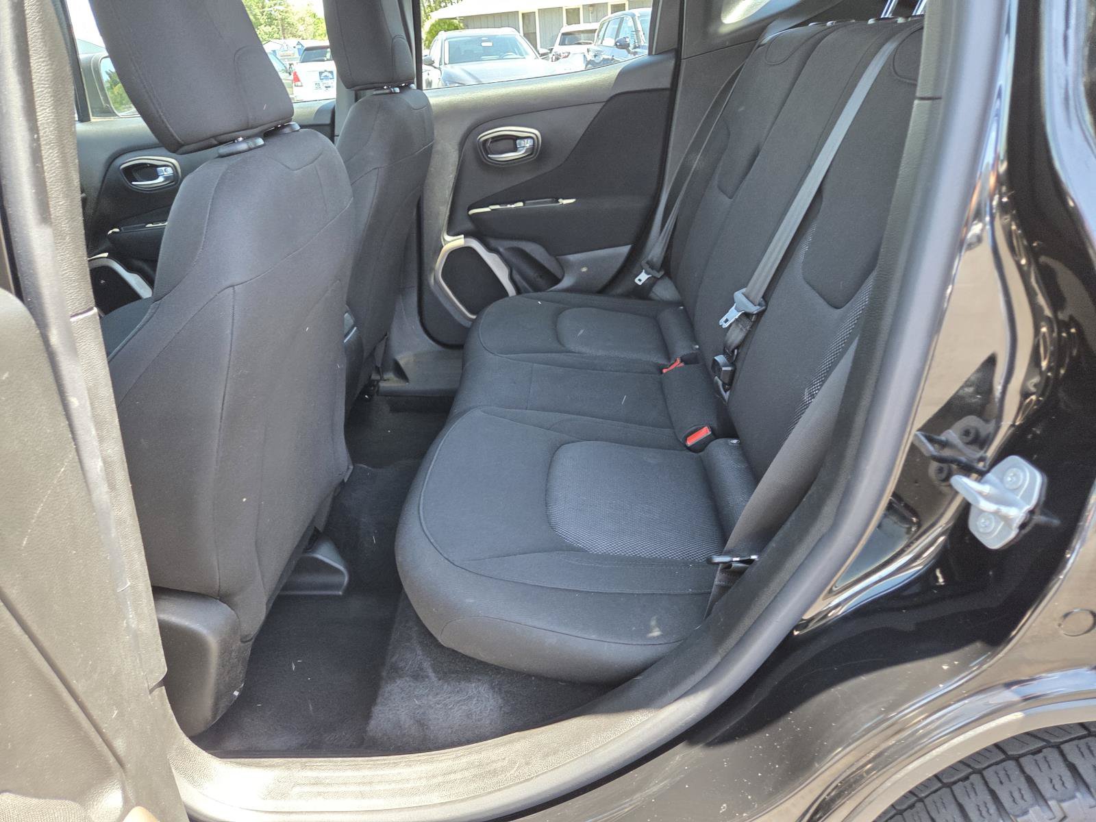 Used 2016 Jeep Renegade Sport w/ Power & Air Group FWD image 13