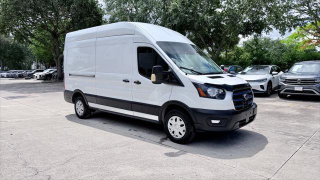 Used 2022 Ford E-Transit 148 High Roof RWD image 11