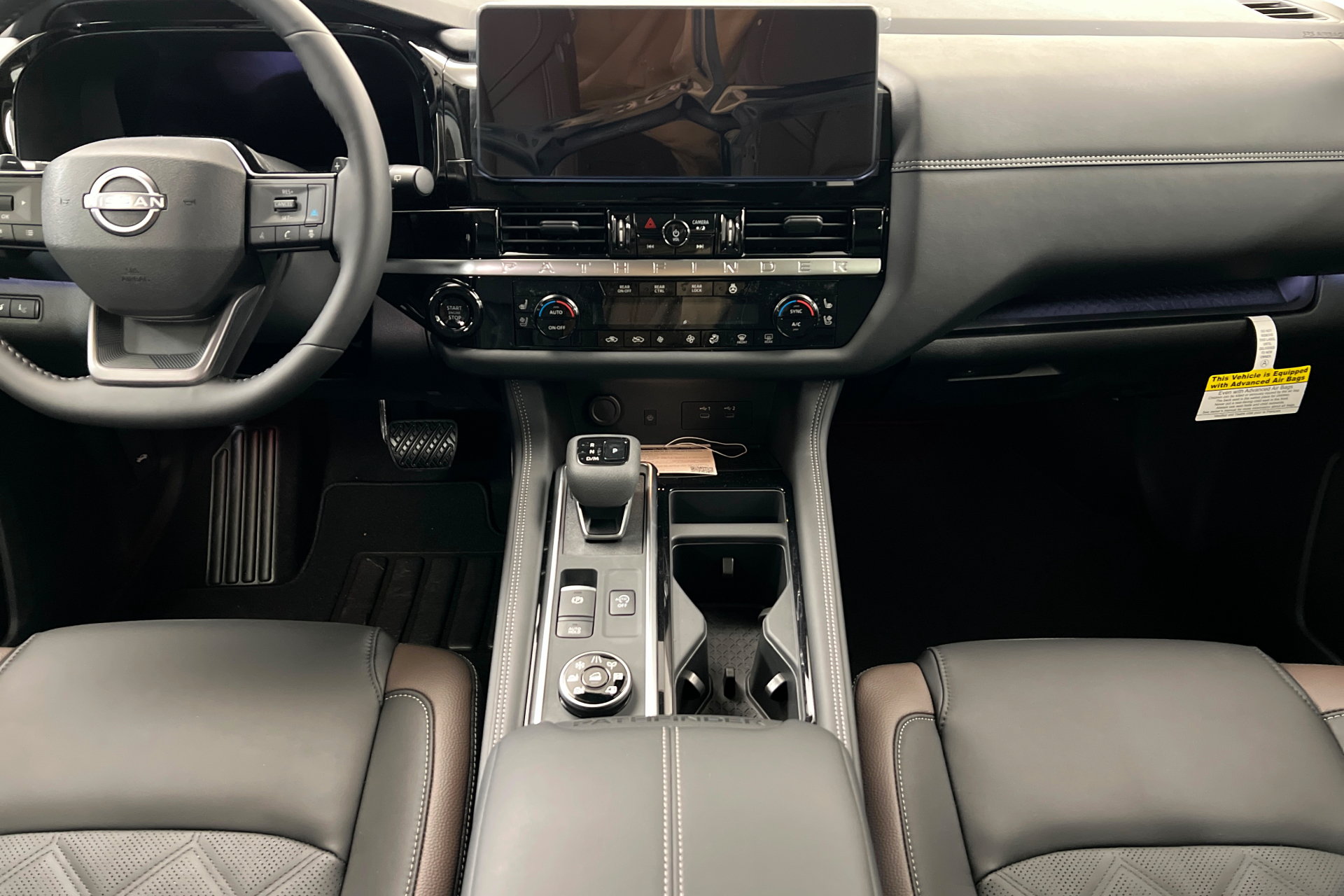 New 2026 Nissan Pathfinder Platinum w/ Cargo Package AWD/4WD image 13