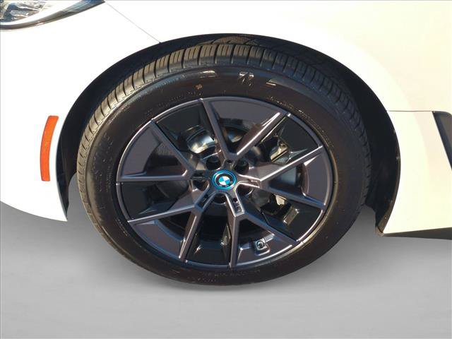 Used 2023 BMW i4 eDrive35 w/ Premium Package RWD image 25