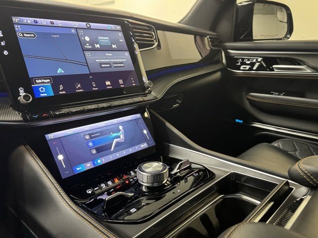 Used 2024 Jeep Grand Wagoneer Series III w/ Rear-Seat Entertainment Group image 24