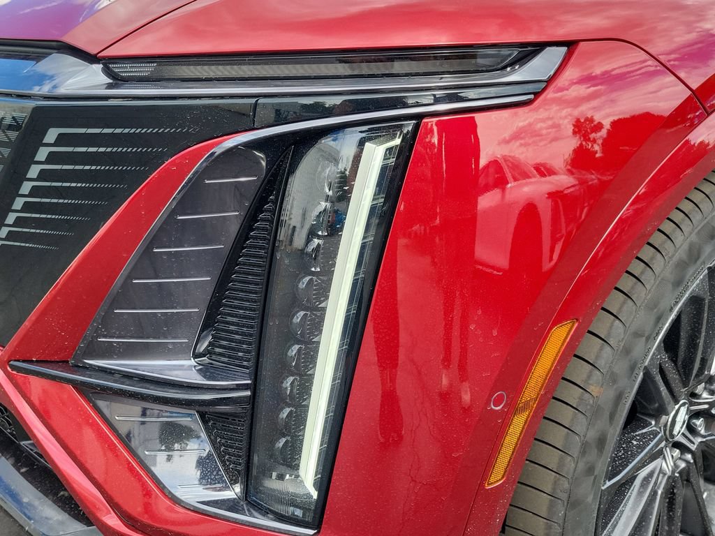 New 2026 Cadillac Lyriq V AWD/4WD image 5