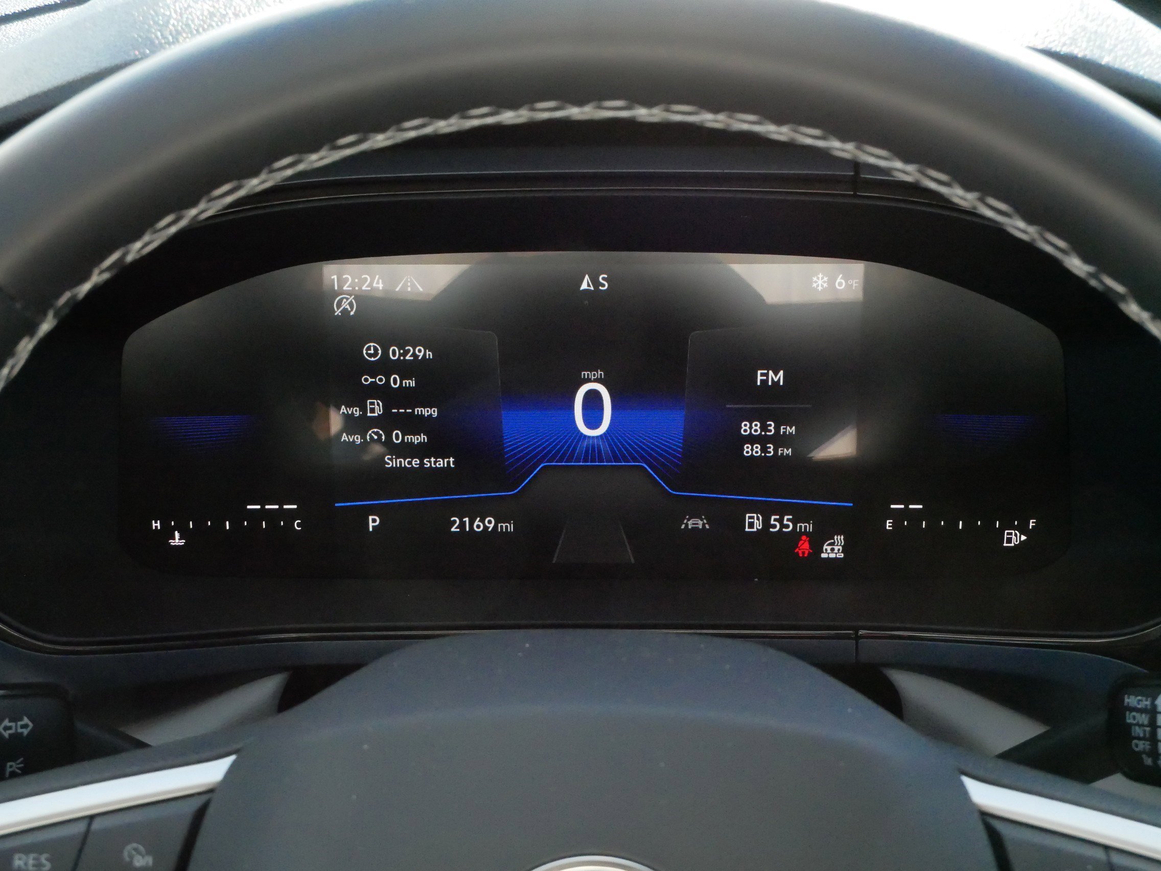 Certified 2024 Volkswagen Taos SE image 21