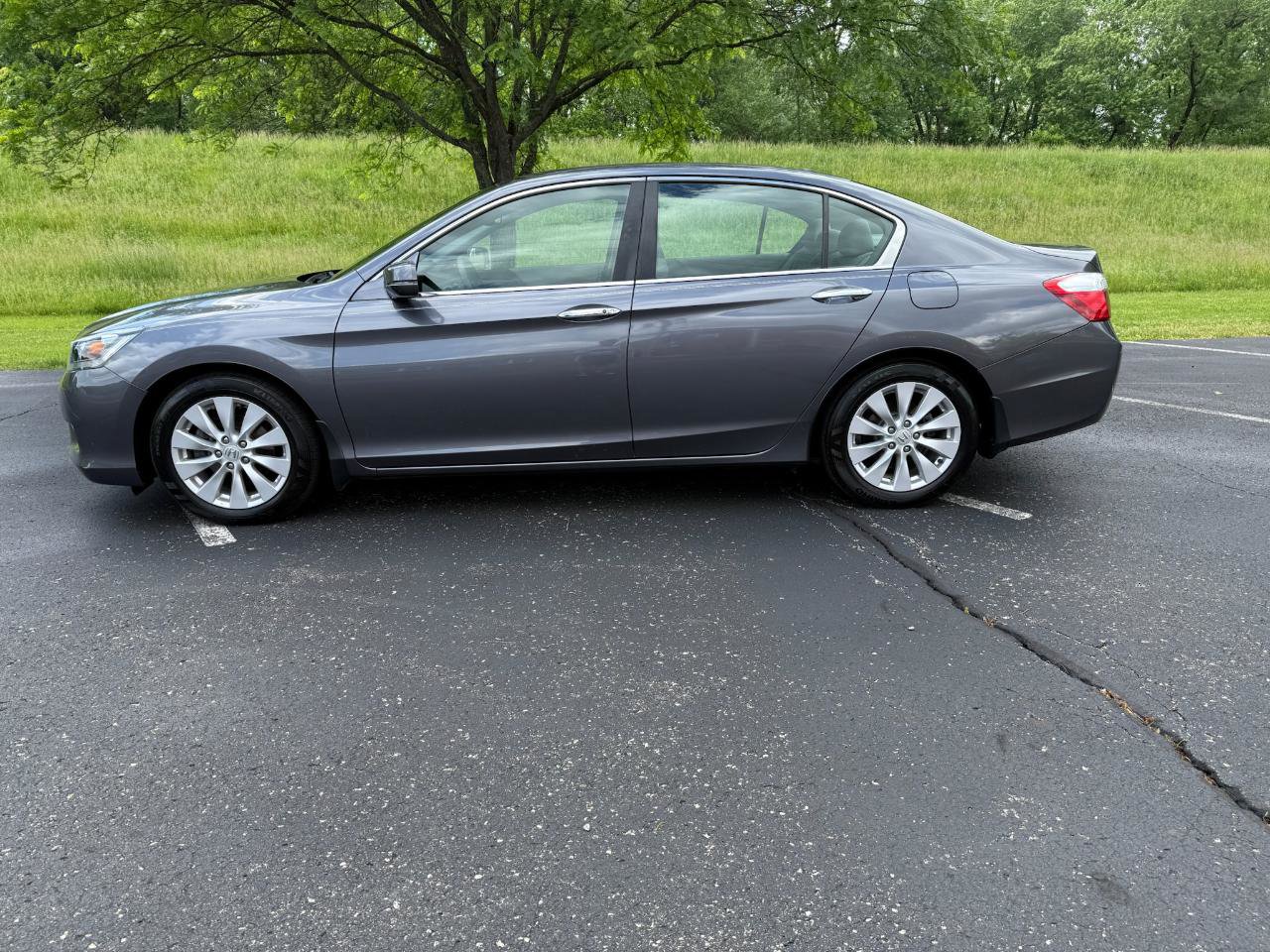 Used 2014 Honda Accord EX-L image 16
