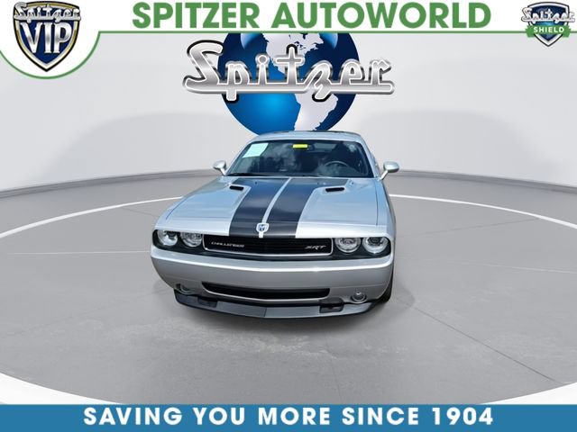 Used 2009 Dodge Challenger SRT8 w/ SRT Option Group II RWD image 3