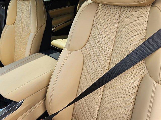 New 2026 Cadillac Escalade IQ Luxury 2 w/ LPO, Radiant Package image 16