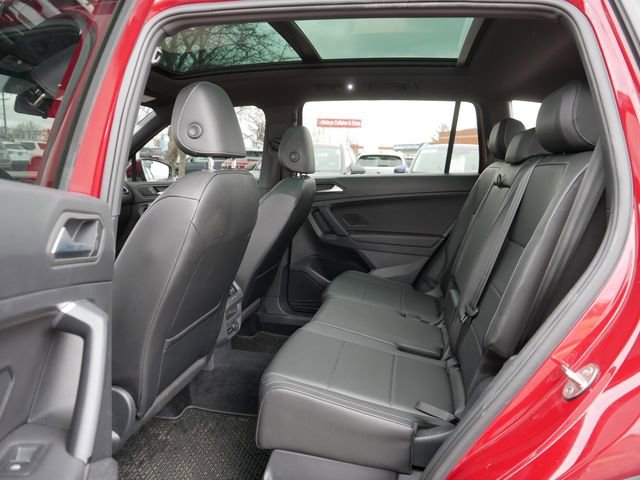 Used 2019 Volkswagen Tiguan SEL R-Line image 17