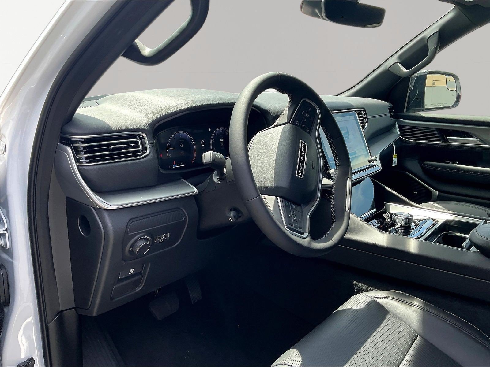 New 2026 Jeep Grand Wagoneer Limited AWD/4WD image 16