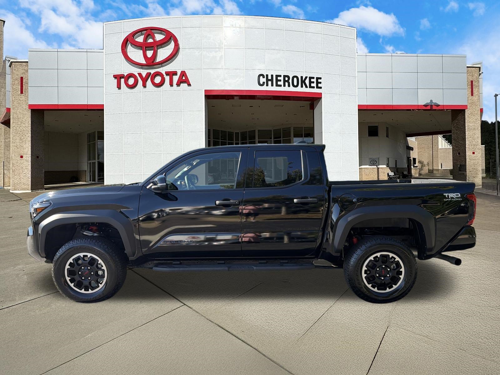 Used 2025 Toyota Tacoma TRD Off-Road w/ TRD Off Road Upgrade Package AWD/4WD image 8