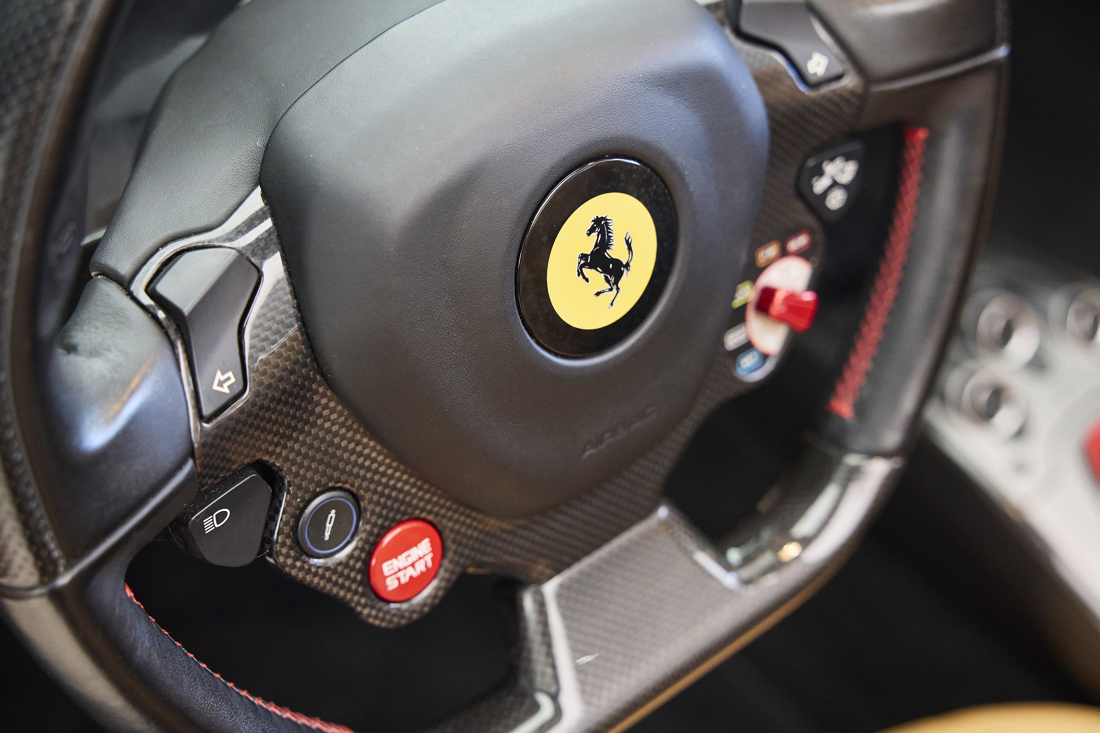 Used 2014 Ferrari 458 Spider image 19