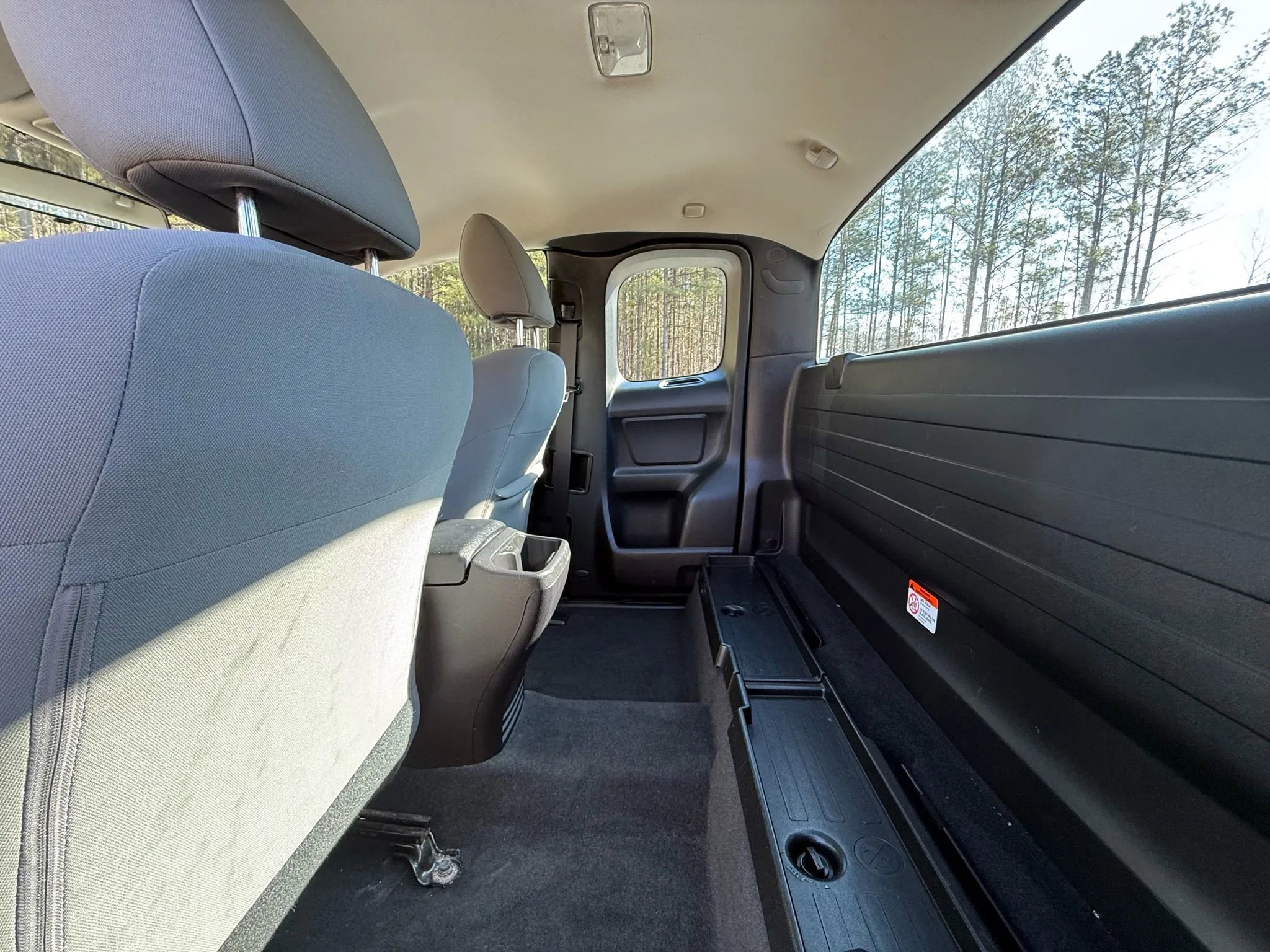 Used 2016 Toyota Tacoma SR image 19