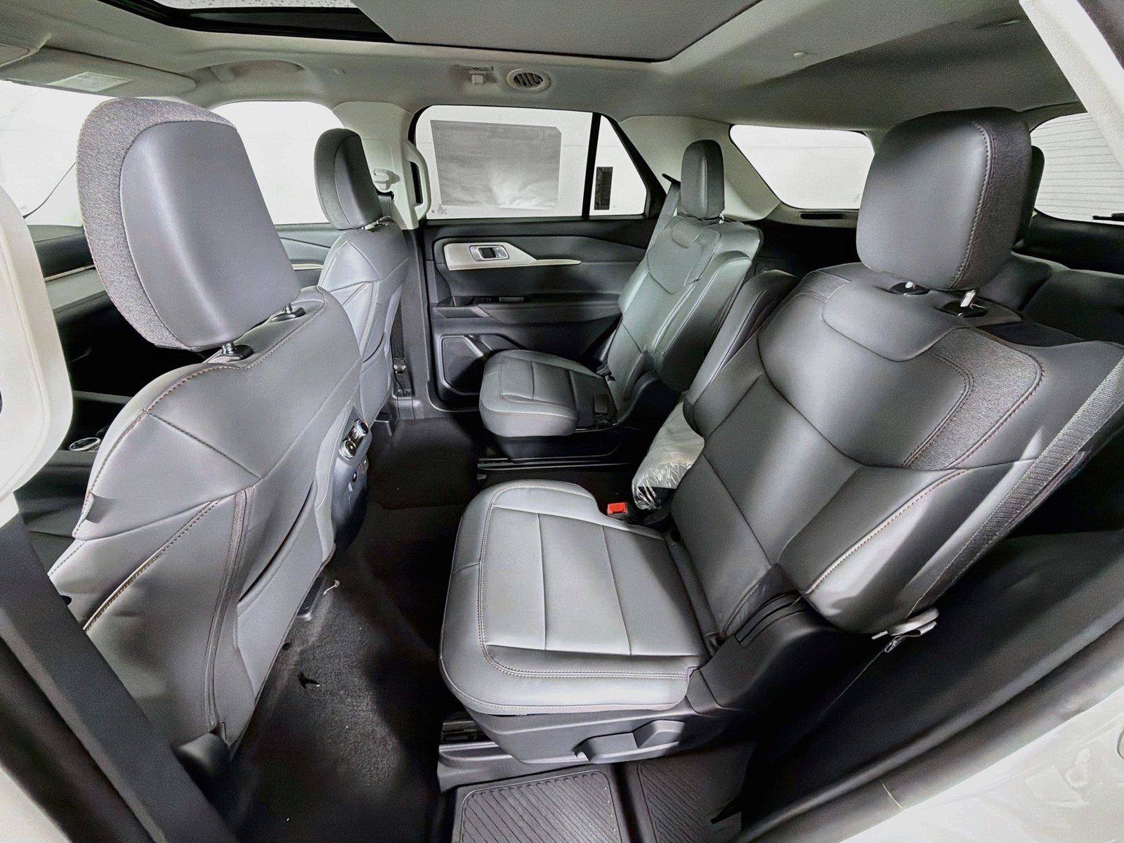New 2026 Ford Explorer Active w/ Active Comfort Package AWD/4WD image 26