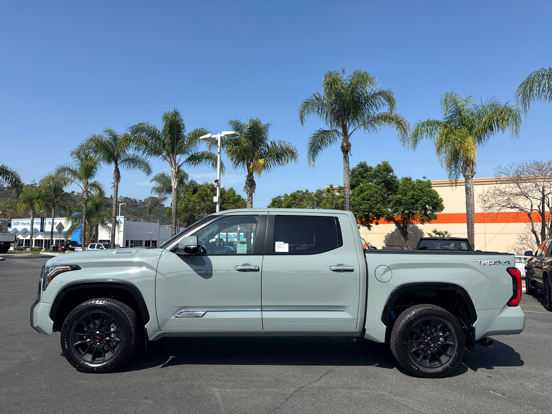 New 2026 Toyota Tundra Platinum AWD/4WD image 4