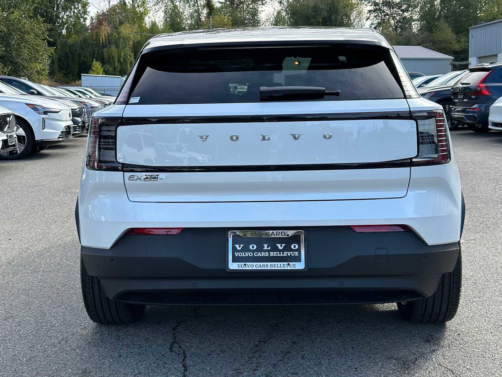 New 2025 Volvo EX30 Plus w/ Protection Package Premier image 12