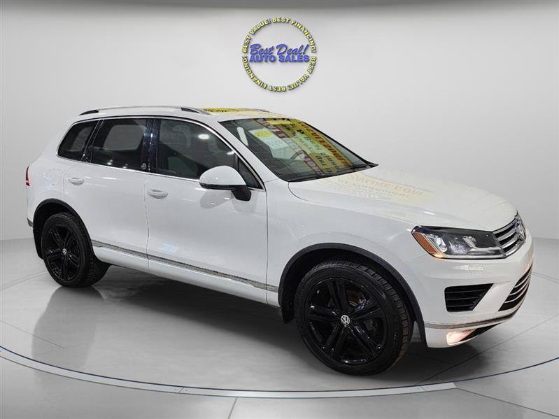 Used 2017 Volkswagen Touareg Wolfsburg Edition AWD/4WD image 8